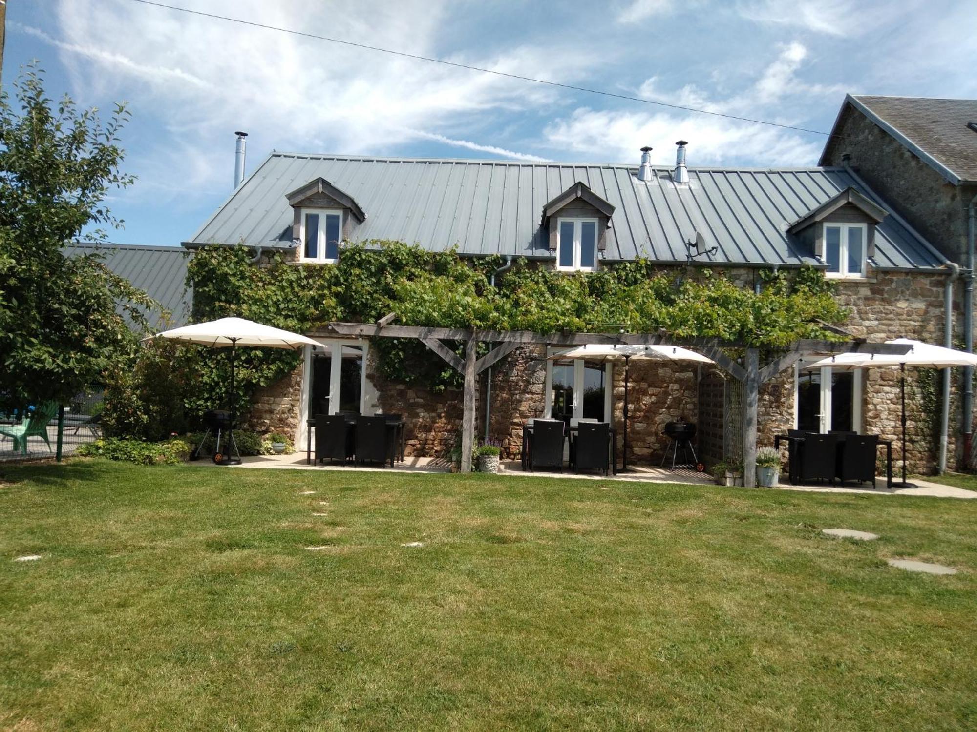 La Grange Villa Saint-Calais-du-Desert Exterior photo